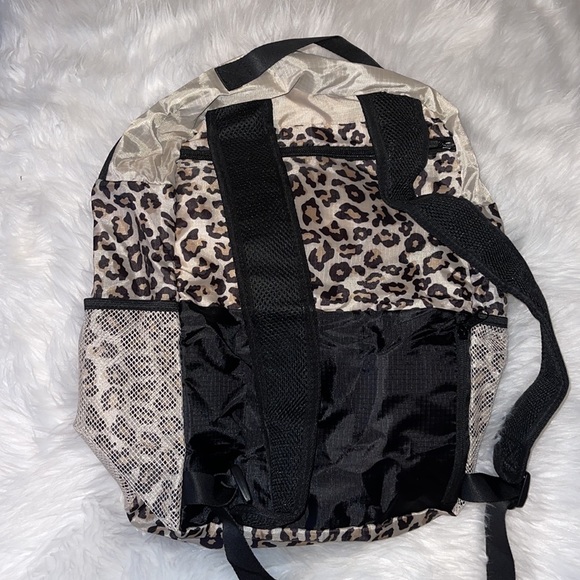 APL packable animal print backpack - Picture 3 of 3
